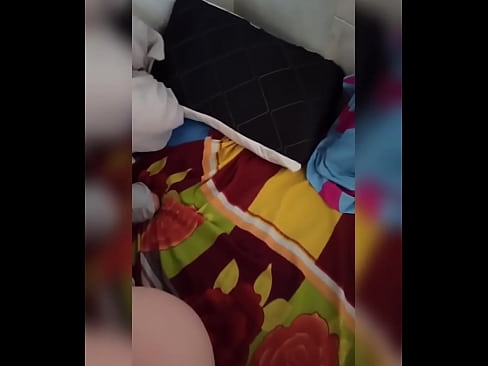 ❤️ Moja cimerka ostaje sama doma jer joj muž ide na odmor a ja koristim priliku da je pojebem i napunim joj dupe mlijekom ❤ Domaći porno kod nas ❌️