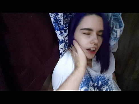 ❤️ Našao sam svoju sestru u ormaru i pomogao joj da svrši ❤ Domaći porno kod nas ❌️
